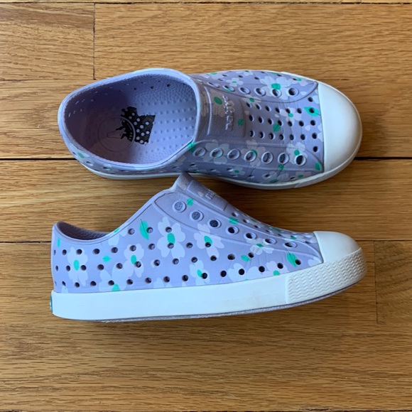 Native Shoes Other - Native Jefferson C11 purple with light purple flowers